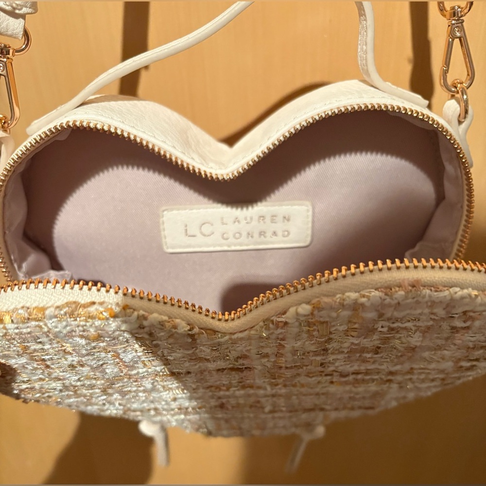 LC Lauren Conrad Tweed Boucle Shimmer Heart Shaped Purse Bag Like New - Picture 6 of 7